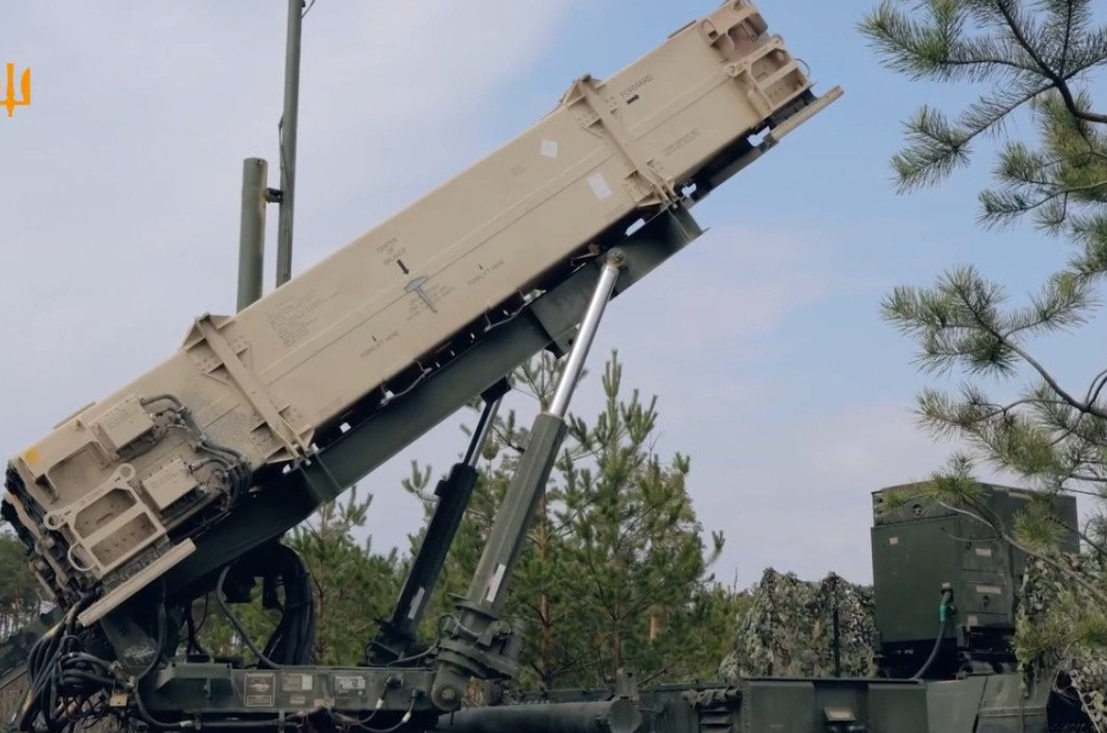 图为乌克兰防空部队部署的MIM-104“爱国者”导弹发射车,配备PAC-3拦截导弹。