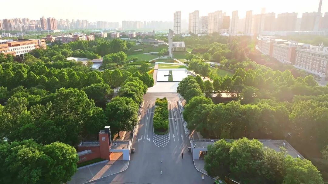 打破边界定义未来 西安欧亚学院“大商科”生态重塑