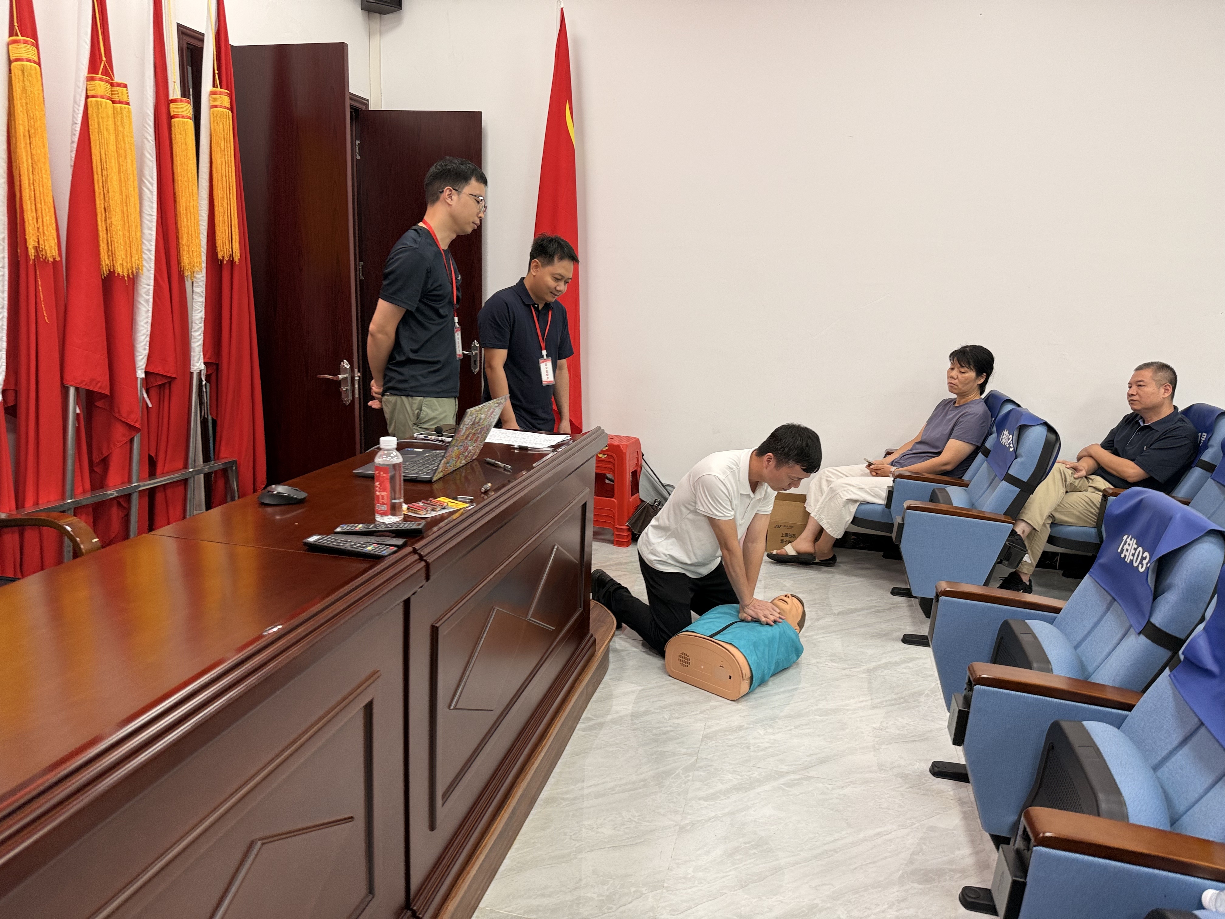 平安产险佛山分公司:企村联动筑牢安全防线,专业赋能“安心社区”建设