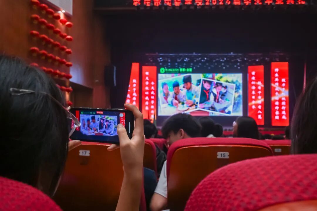 LY8_2414.jpg