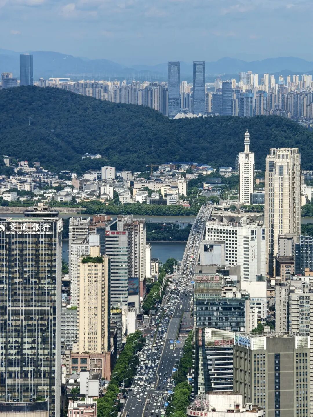 △从高楼看长沙远景。图/殷嘉远