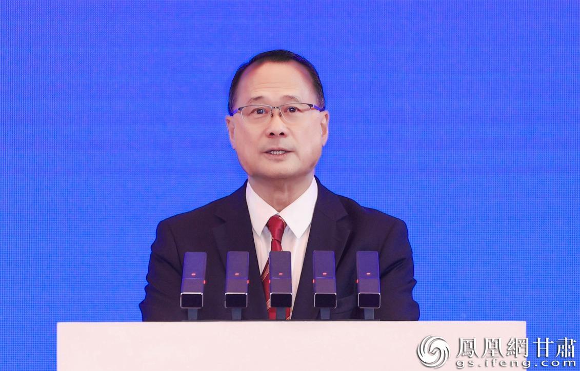 香港中华总商会会长蔡冠深说,本届兰洽会充分体现国家深化扩大对外开放的决心。甘肃新媒体集团供图