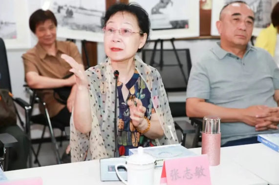江苏教育研究所原编辑张致敏发言