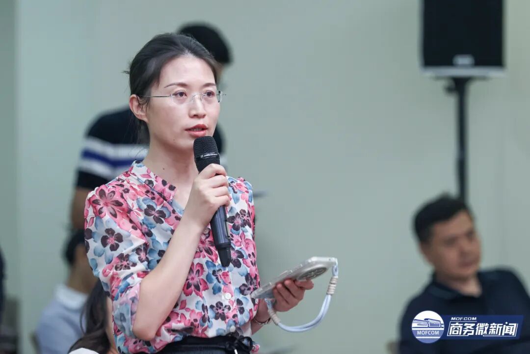 商务部召开加快零售业创新发展专题新闻发布会(图11)