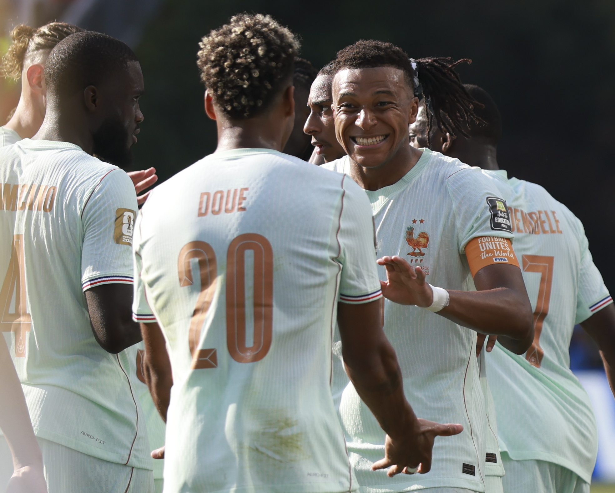 姆巴佩破门！法国1-0领先摩洛哥