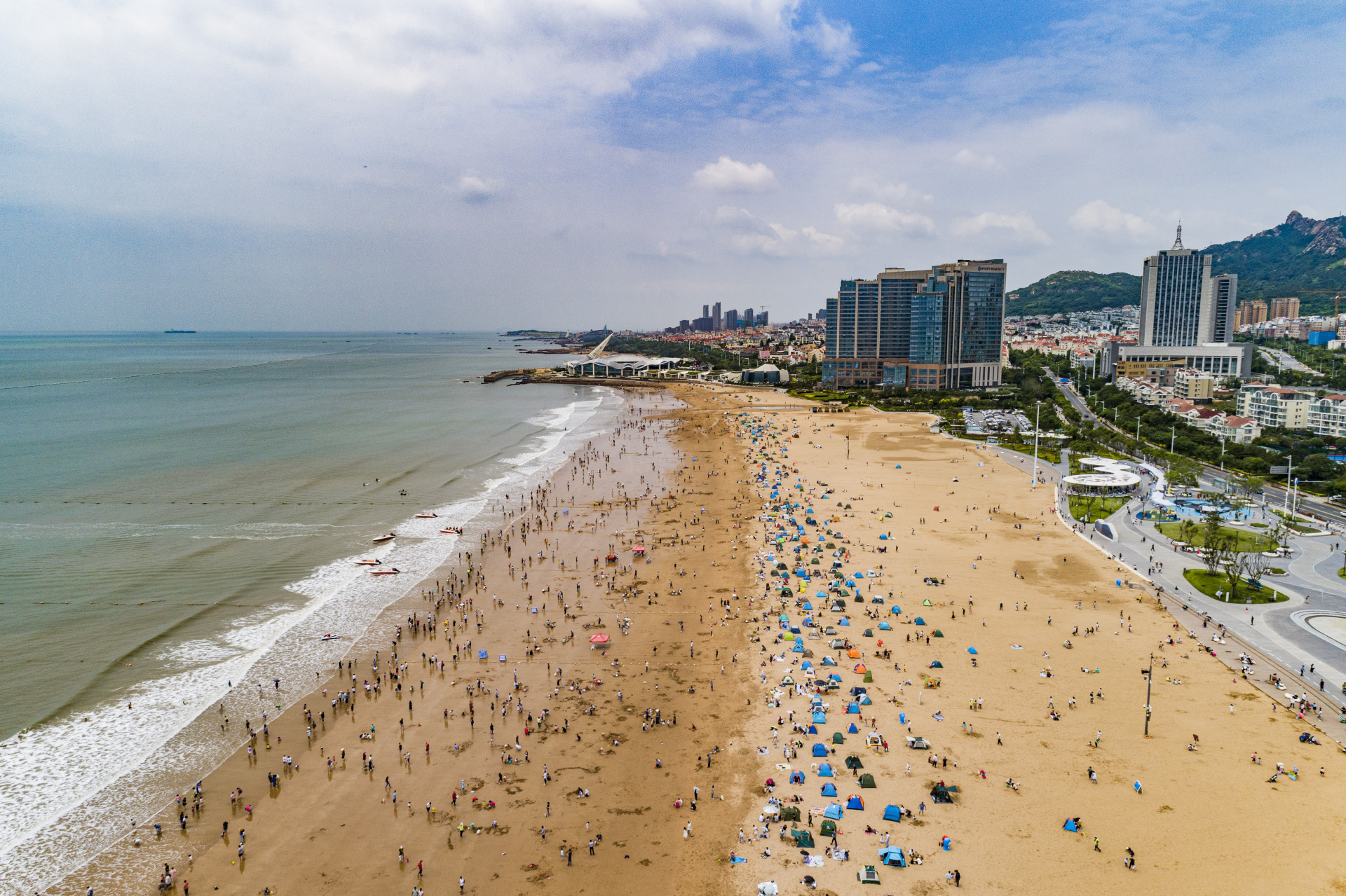 这个夏天奔赴青岛海边 解锁最惬意的海滨夏日时光