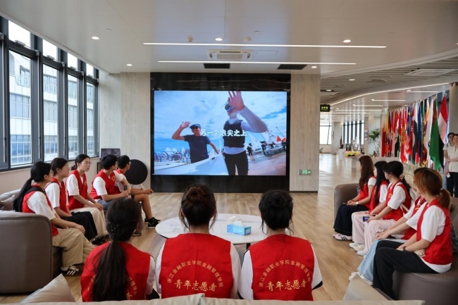 青年探海隅，融光赴新程：凡人微光实践团调研亚帆中心，探索后亚运时代研学发展新路径