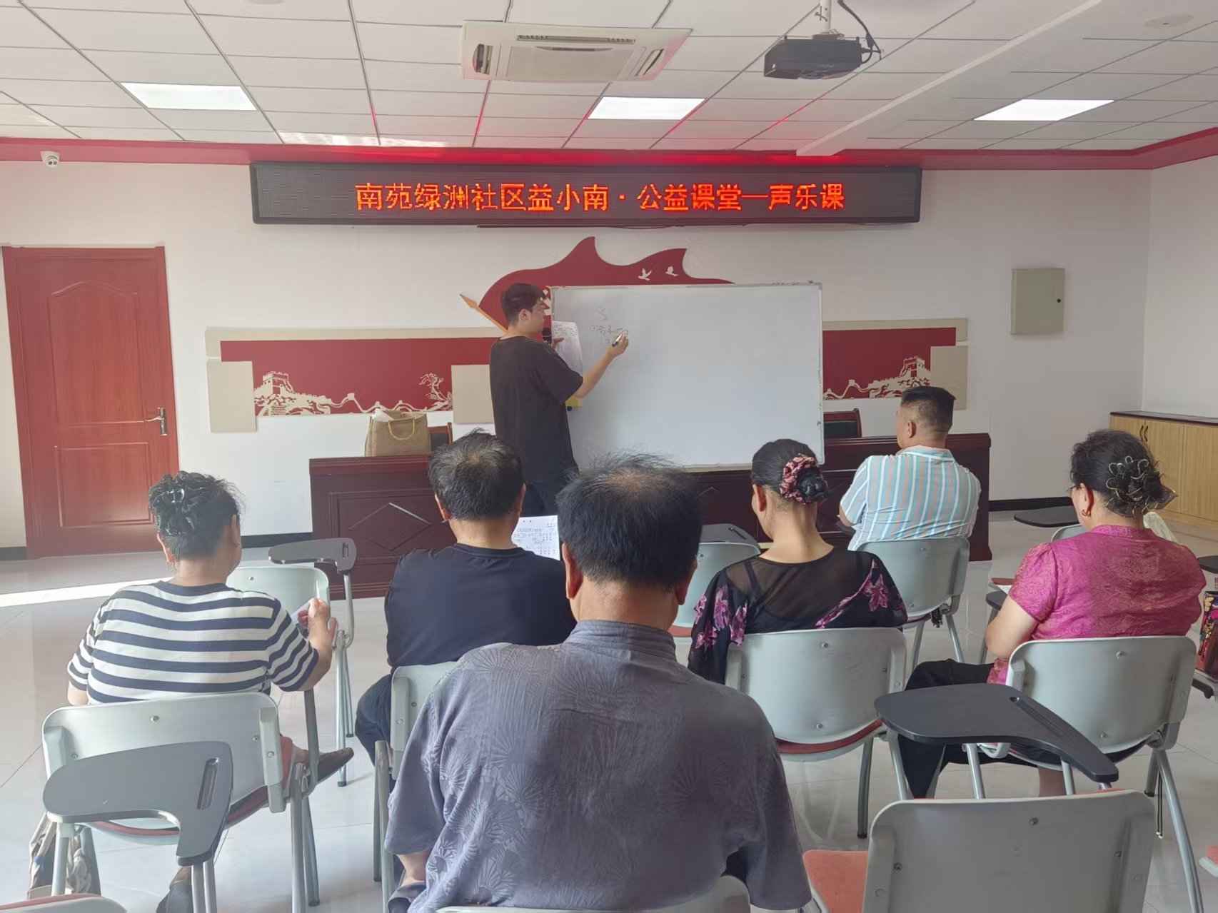 老有所乐 幼有所学丨淄博经开区傅家镇南苑绿洲社区“益小南·周末课堂”绘就社区温情画卷