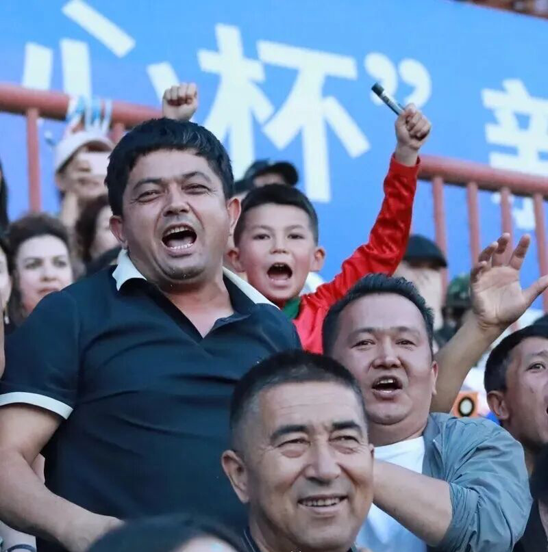 【“同心杯”专栏】一颗足球燃动新疆烟火