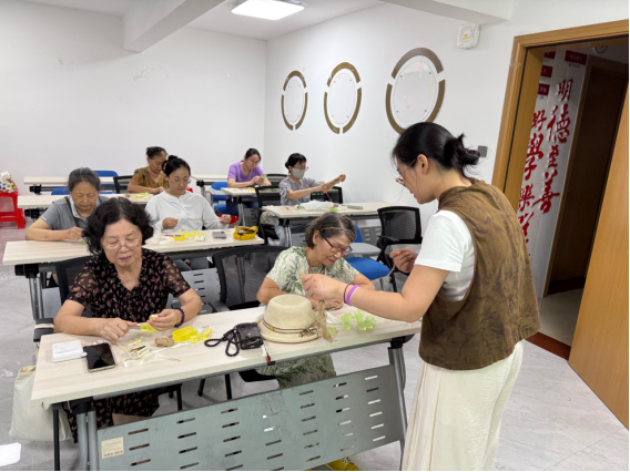"萄"你欢心&middot;皂就幸福——华夏街社区DIY手工皂活动让幸福"触手可及"