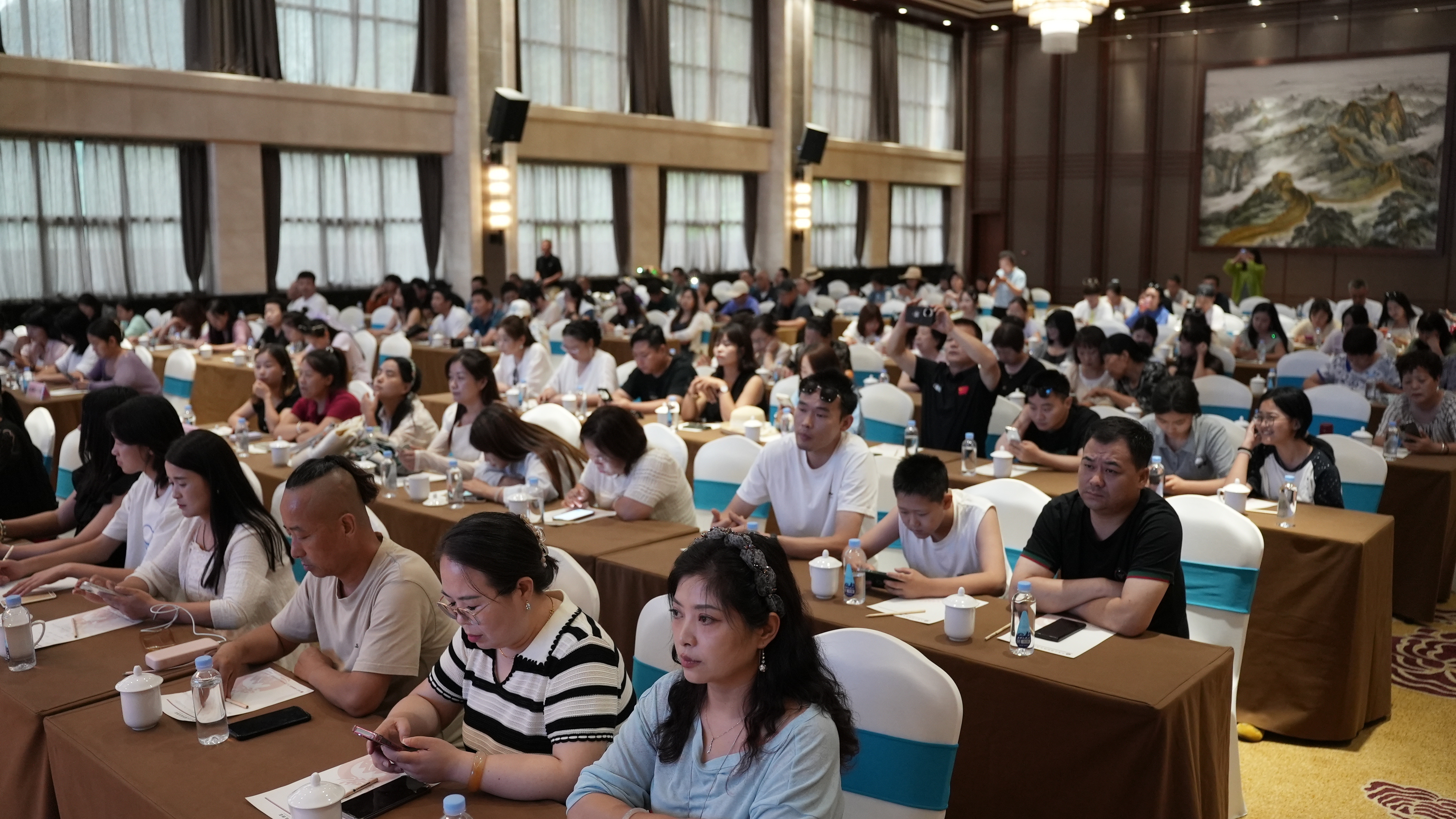 千名自媒体赴山水 共谱文旅新华章
