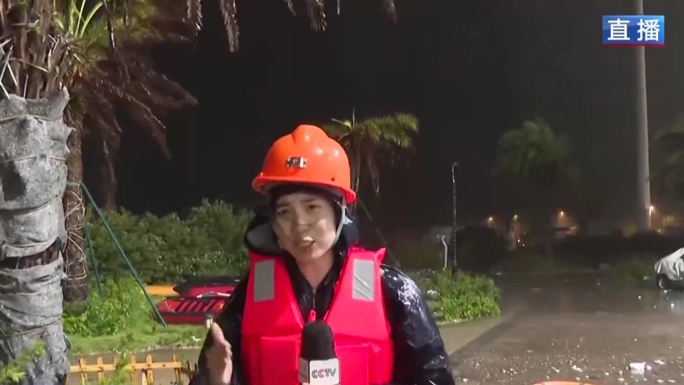 台风“巴威”在浙江台州玉环登陆，记者直击现场