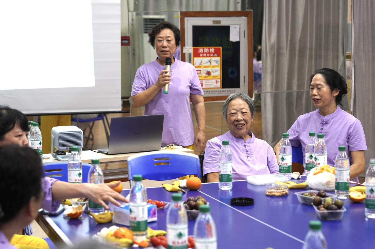 “习武修身・健享生活”深圳市南山区沙河街道深超总社区游龙拳队开展游龙拳交流体验活动