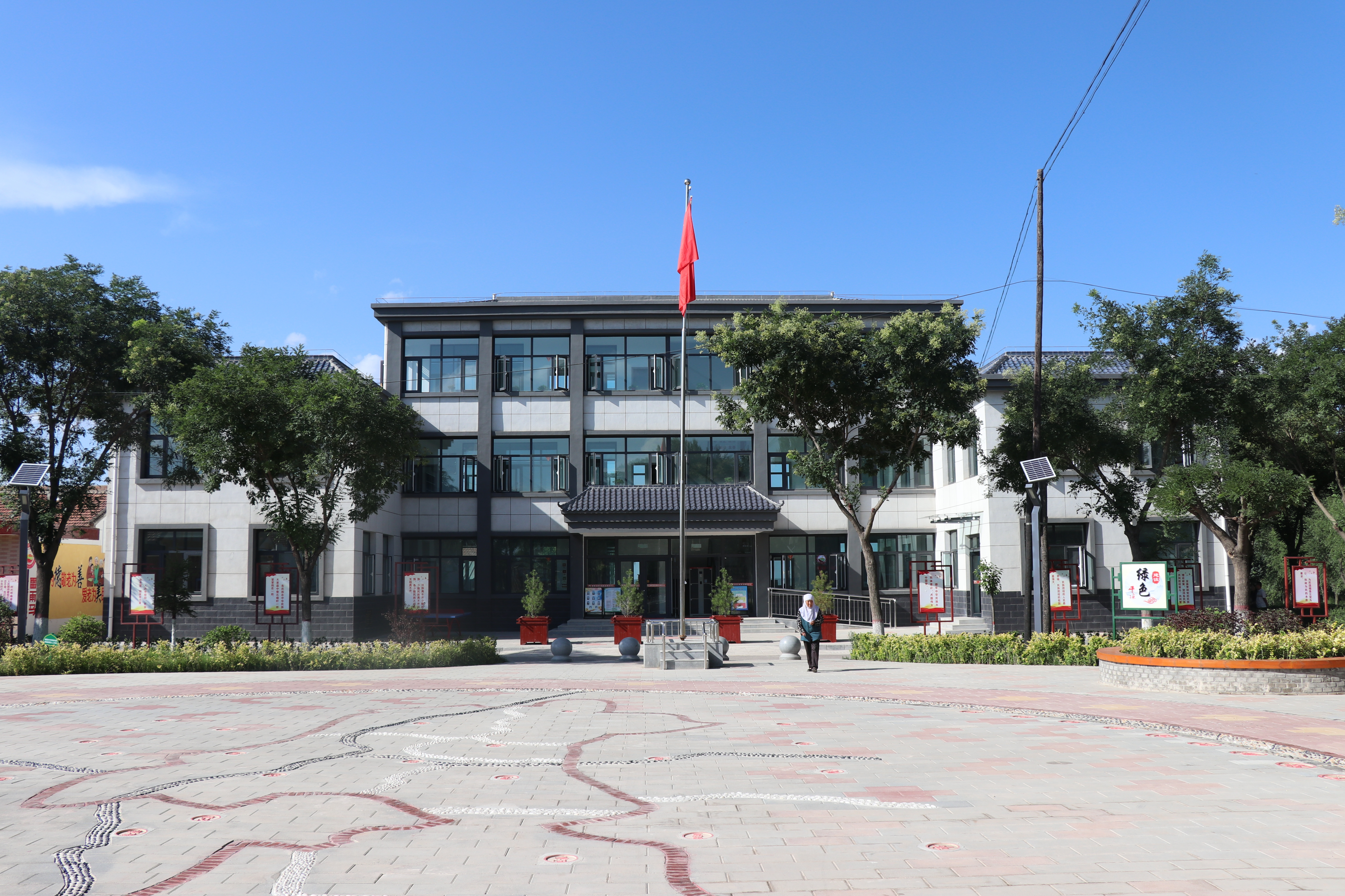 图为大寨乡雷雨马综合服务及康养中心全貌.jpg