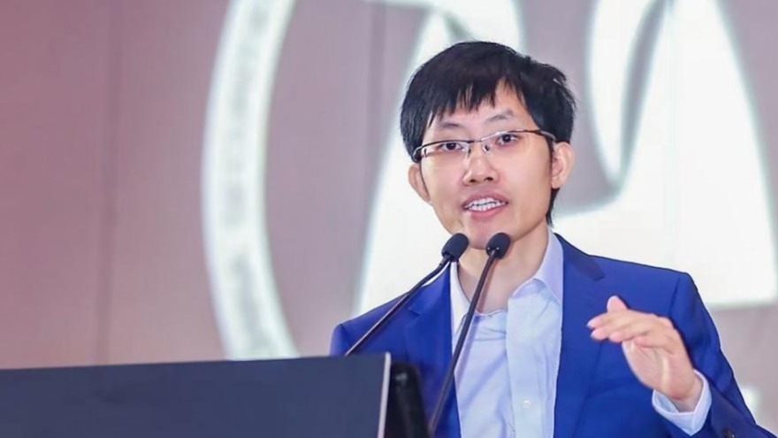 DeepSeek梁文锋身价飙升至360亿美元,成AI公司新首富