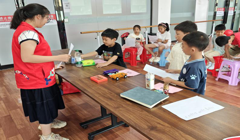 西乡街道蚝业社区“生活小能手”小组圆满收官,儿童青少年解锁多项生活新技能
