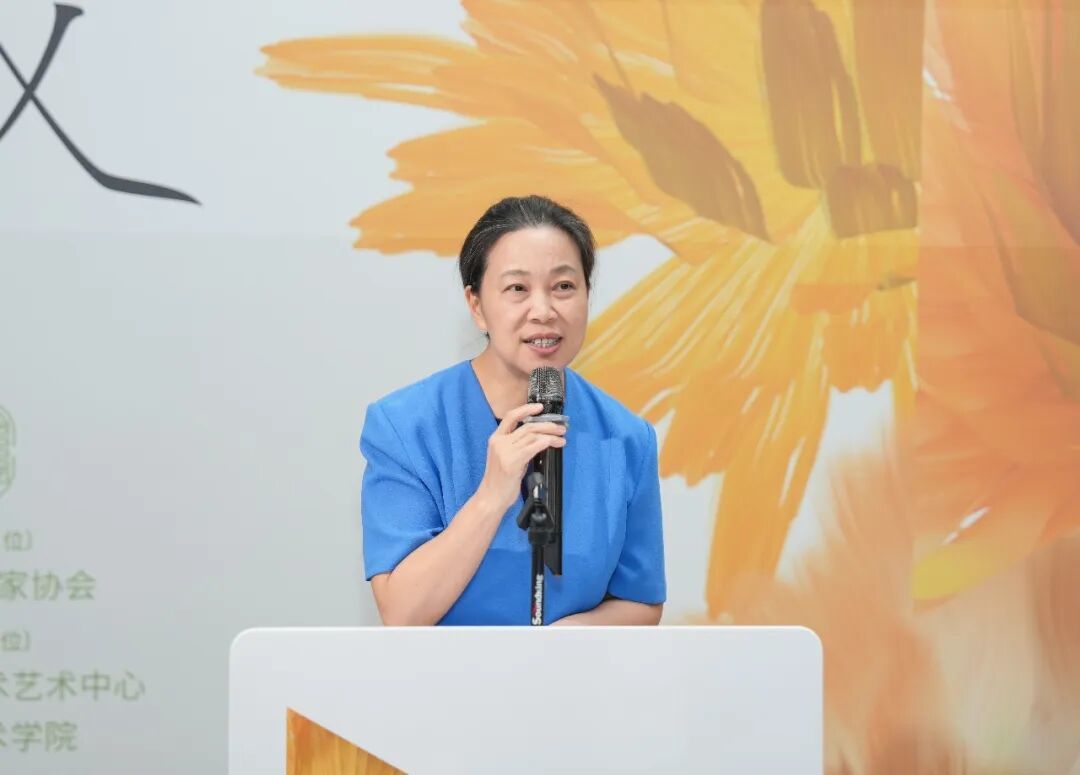 中国美协副主席、广东省美协主席、广州美术学院党委书记林蓝致辞