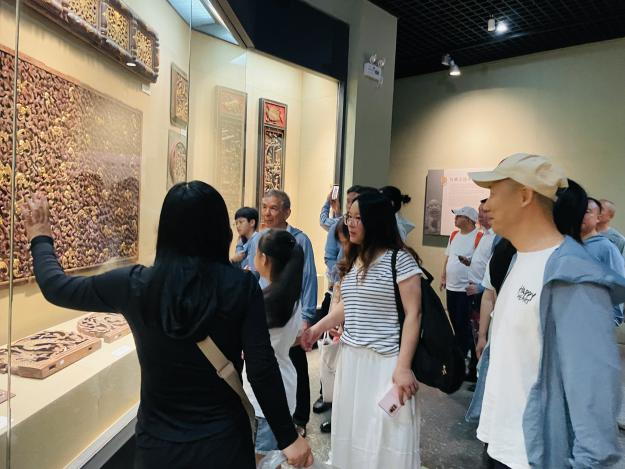 锤炼红色初心,凝聚民兵力量!明珠街社区民兵开展红色研学实践