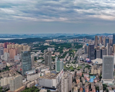 “巴威”虽绕行 严阵防灾守安澜