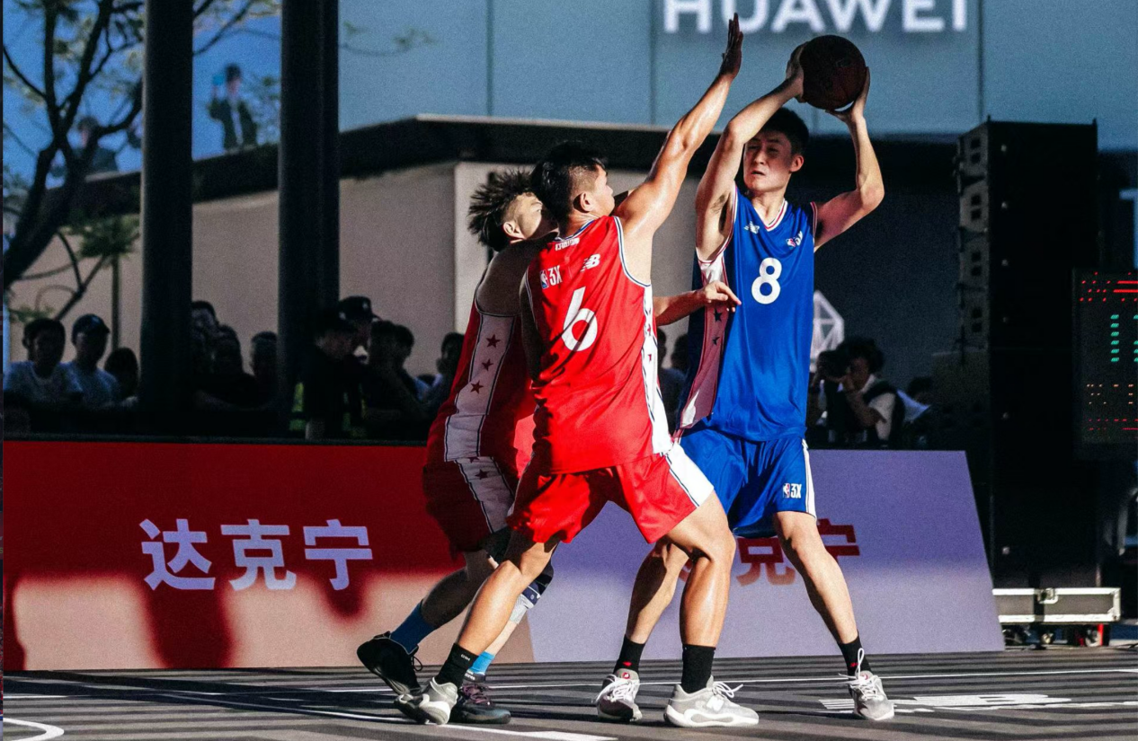雨战补赛、绝杀翻盘、百分对决!NBA 3X成都站名场面全程拉满 雨战补赛、绝杀翻盘、百分对决!NBA 3X成都站名场面全程拉满