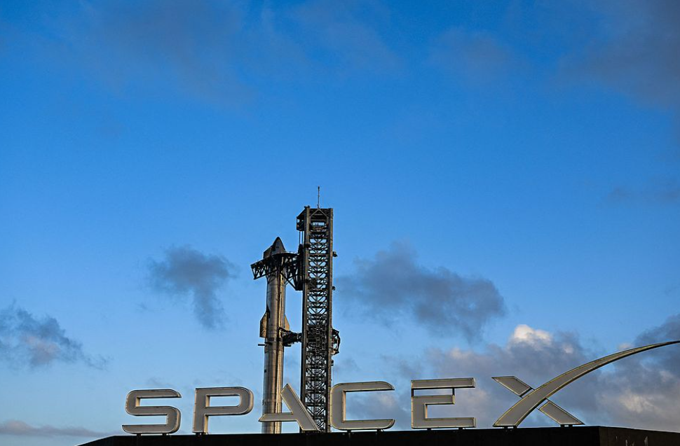 SpaceX上市另有图谋?资深分析师:散户将血本无归,只值每股30美元!