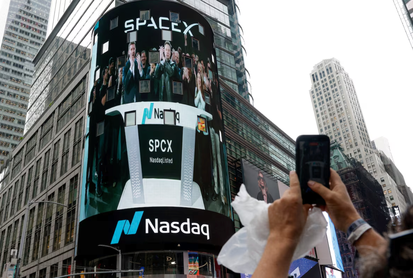 SpaceX上市