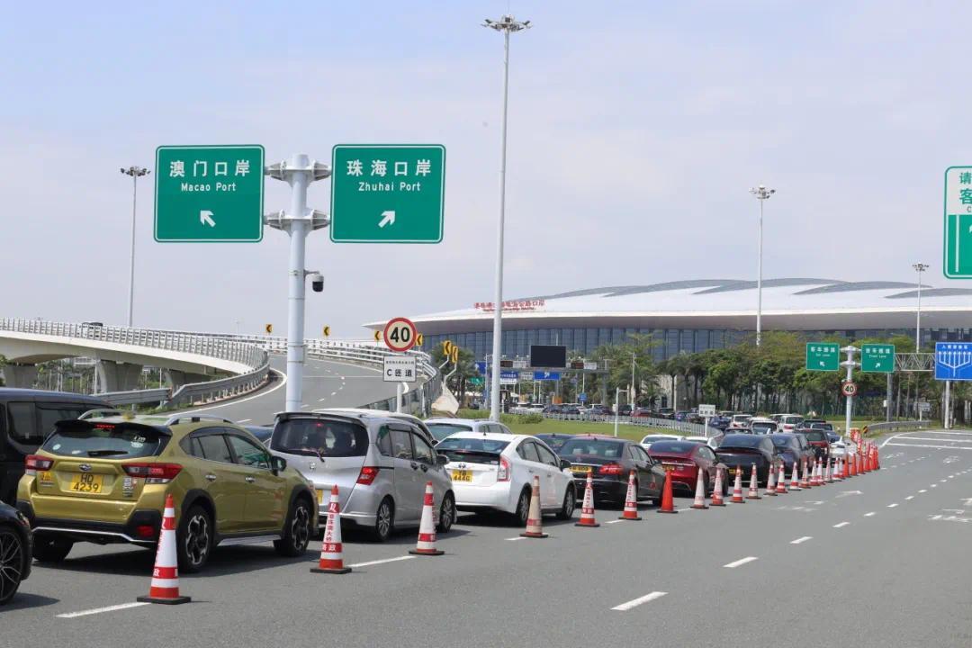 珠海口岸上半年出入境客流破1.19亿人次 大湾区跨境流动持续升温