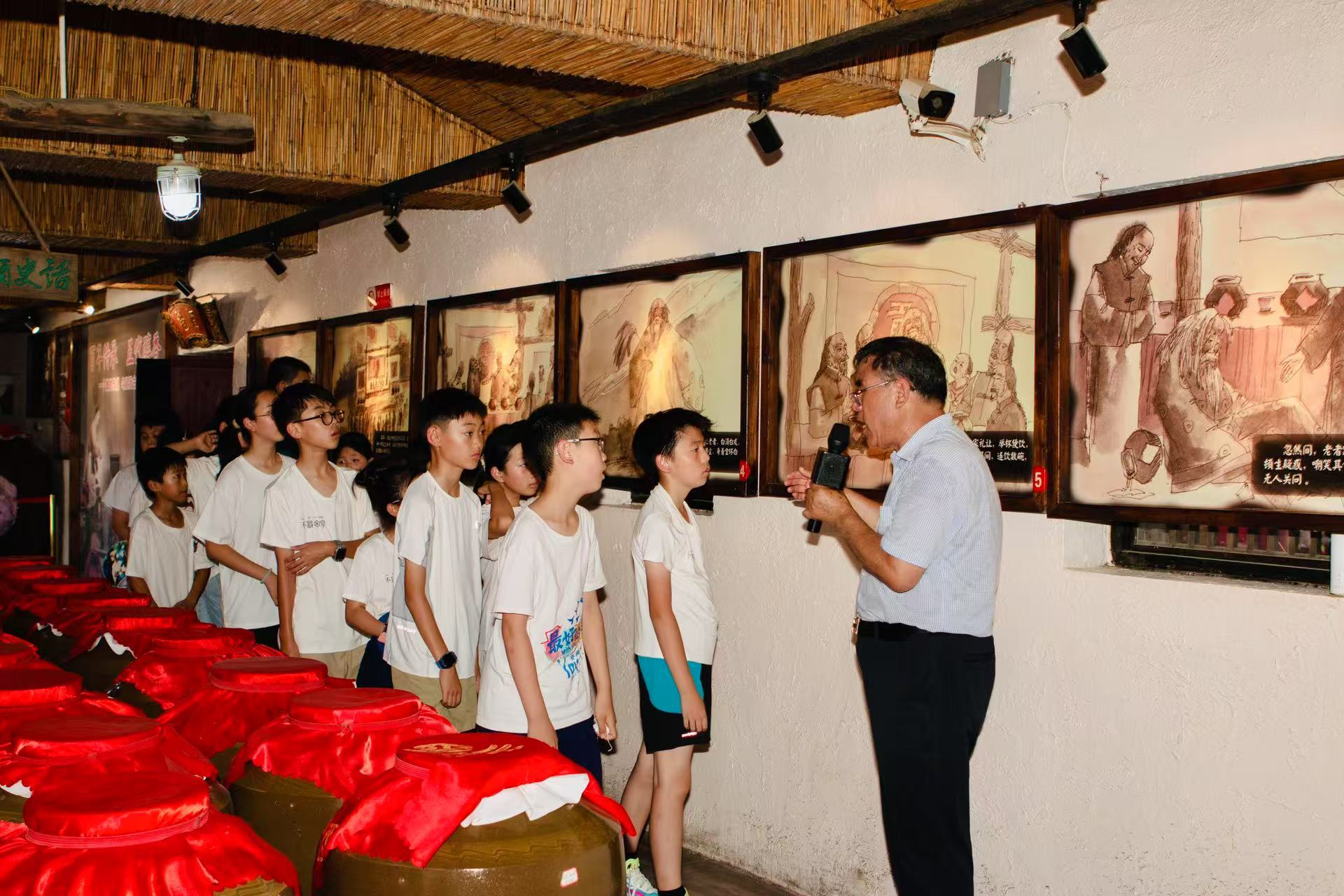 青岛乡里乡亲|乡土文化带头人 一脉酒香两百年:张卫柱与蟾公酒的传承之路