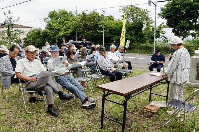 7月15日,北海道室兰市,悼念仪式参加者宣读564名被强掳中国劳工的名字。