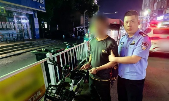 不撬锁全靠“推”？马鞍山男子“自助提车”连偷6辆电瓶车