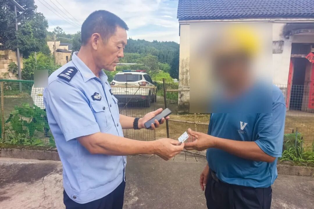 “我不取消会员,每月要扣800块钱!”黄山警方阻断诈骗操作