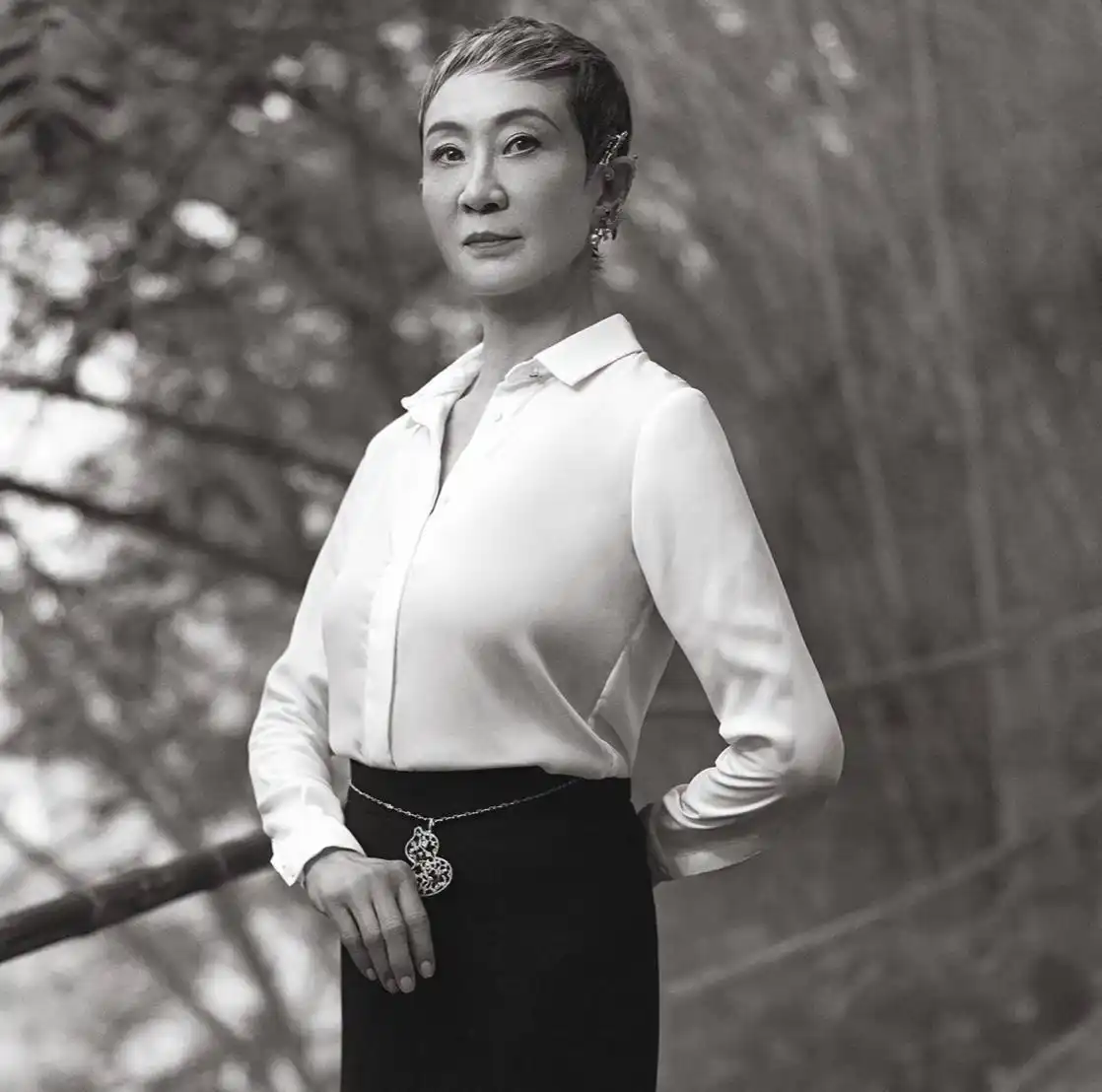 施南生