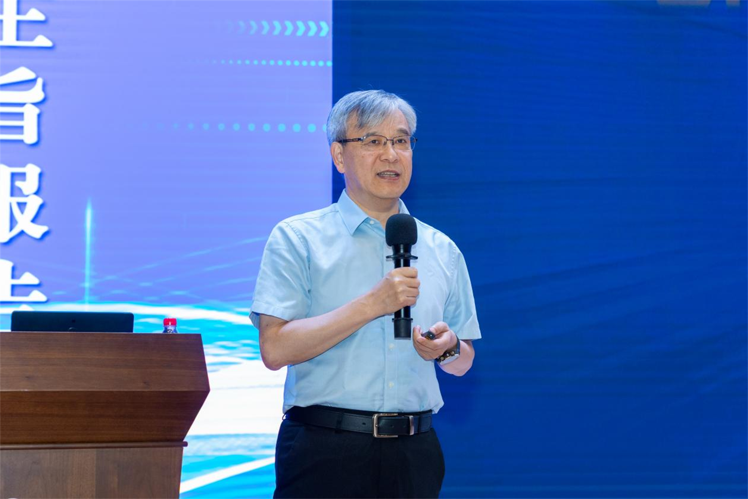 65支高校院所团队+10个专家组“陪跑”!宁波“种子班”打通企业AI落地“最后一公里”