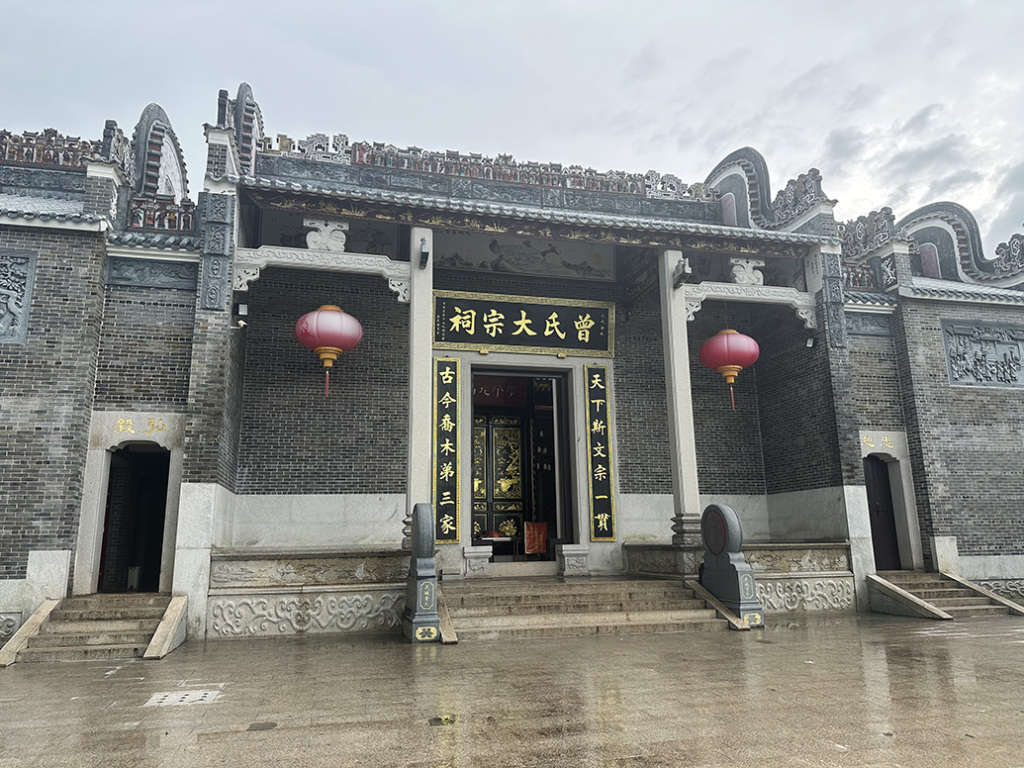 曾氏大宗祠主体结构建设耗资700多万元 澎湃新闻记者 陈绪厚 图