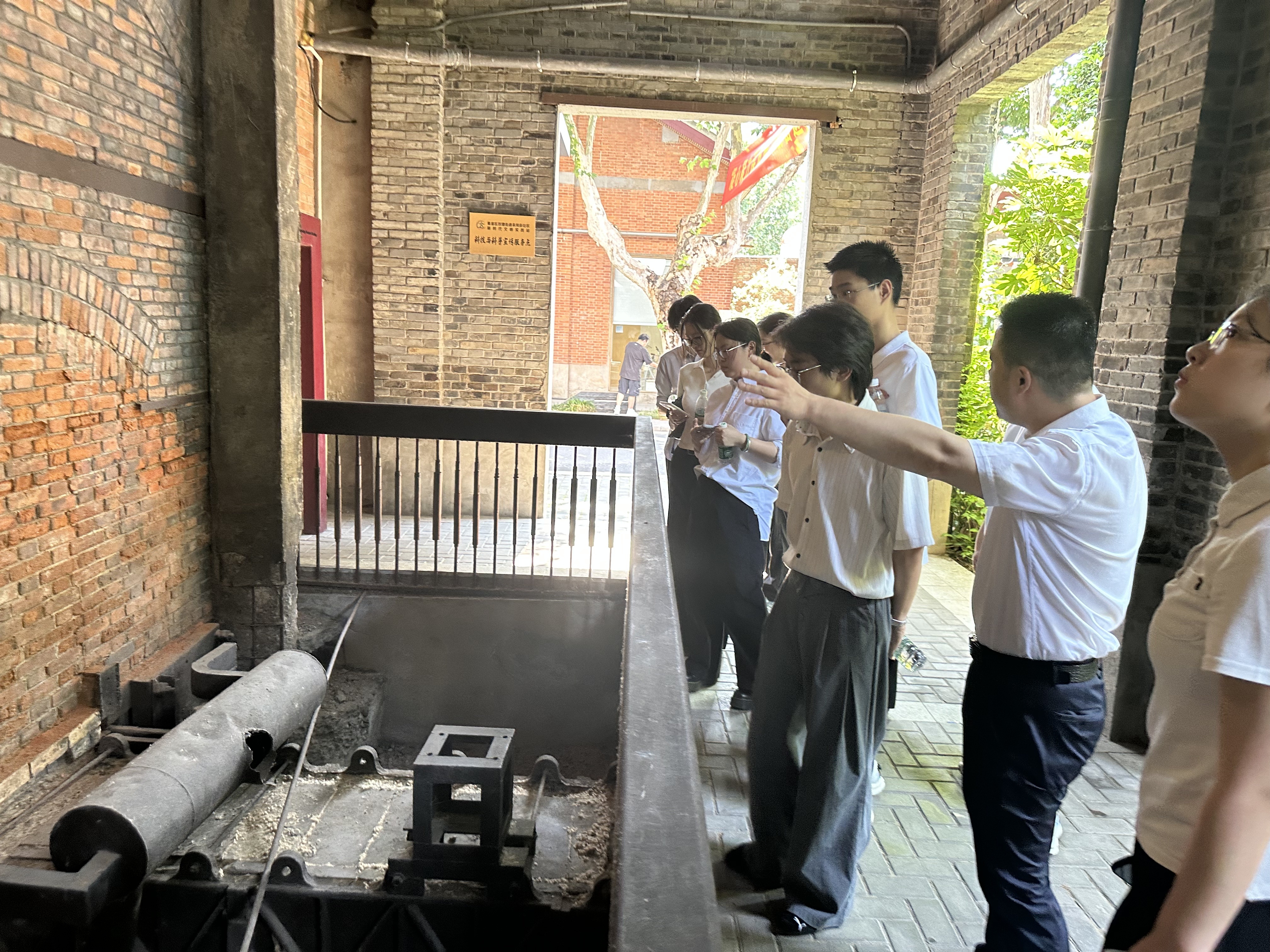 南农大学子走进双塘街道,与年轻干部结对开启一周沉浸式跟岗实践