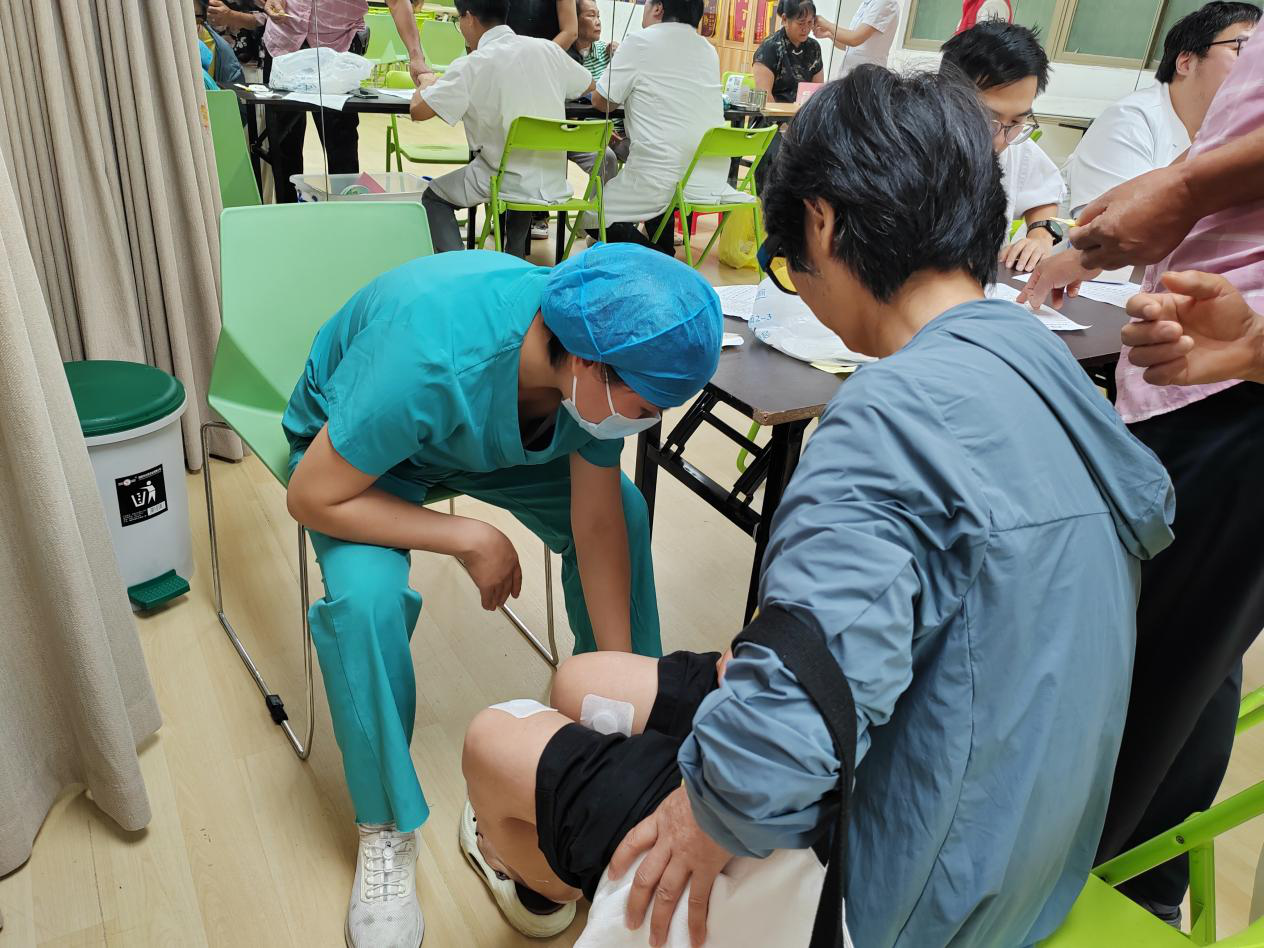 冬病夏治正当时！西乡街道固戍社区开展长者三伏养生健康主题活动