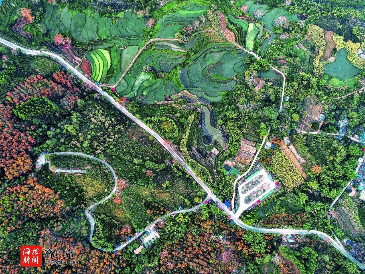 海南70座农村公路桥梁改造、77535公里道路安全生命防护工程已全部开工建设(图1)