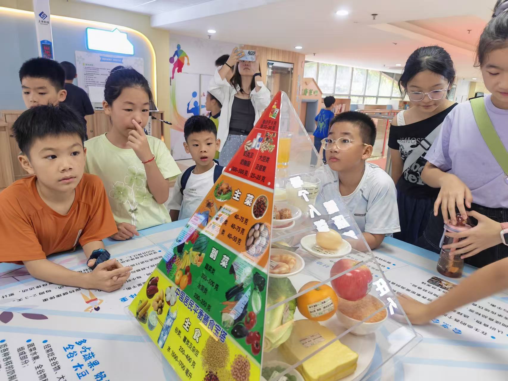 2026年龙岗区健康同伴训练营开营 七十名青少年在沉浸式实践中习得健康技能