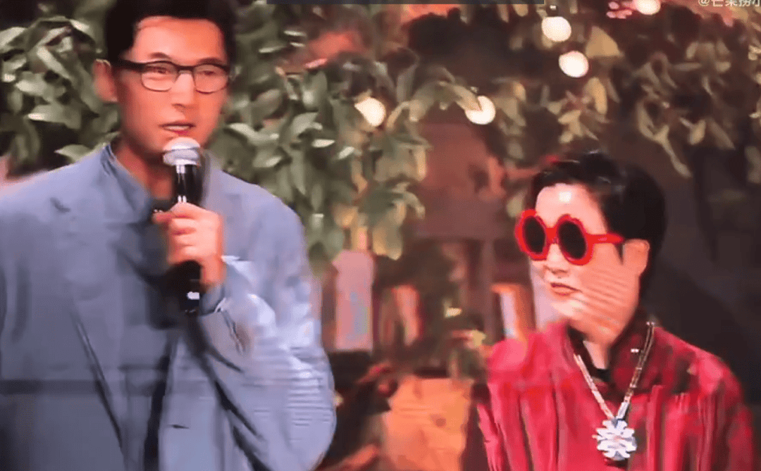 现身友人婚礼送上戒指 胡歌顺势调侃自己年岁渐长