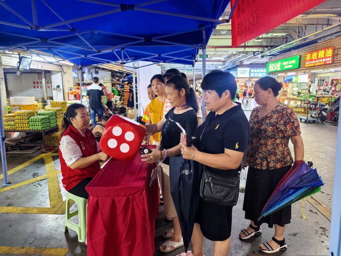家和无暴,幸福同行——河西社区开展反家暴主题宣传活动