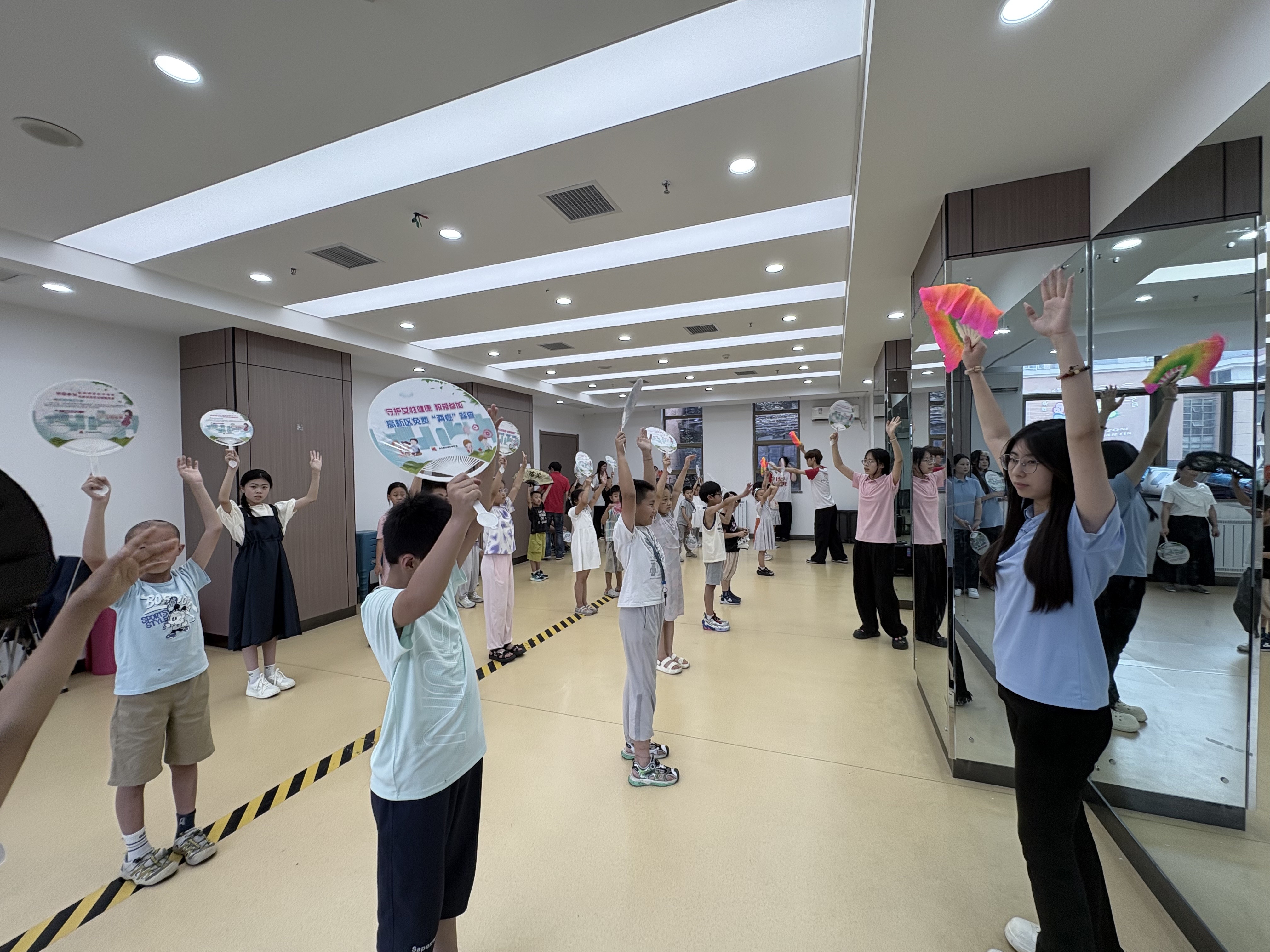 雁书传薪·美育入社区 | 以非遗润童心 让传统有新声