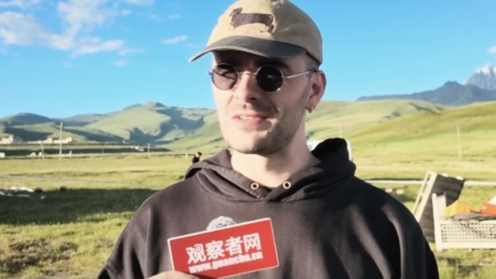 加拿大歌手JORDANN疯狂“安利”雅拉雪山：这是我演过的最棒的舞台！美爆了