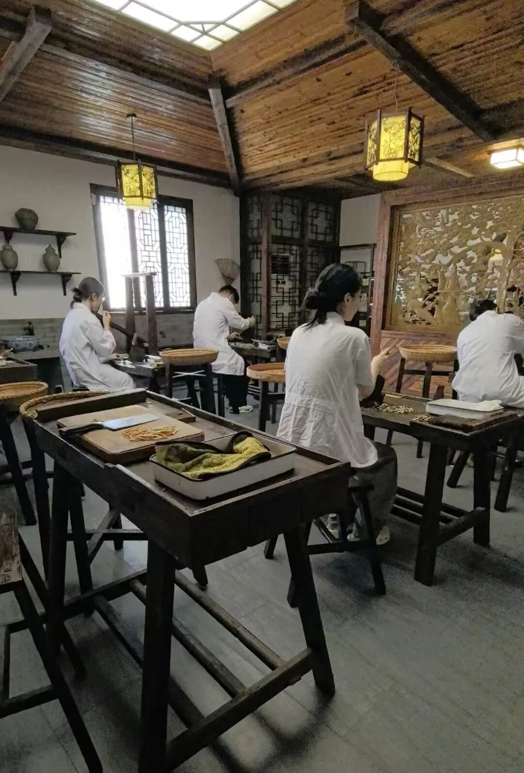 江西中医药大学炮制现场.jpg