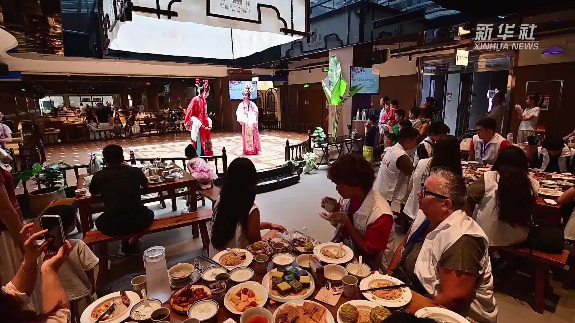 美国青少年在海南体验本土文化