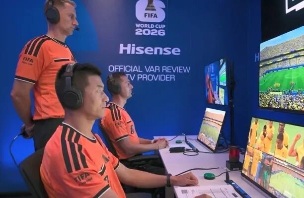 傅明成为首位担任世界杯VAR的中国裁判