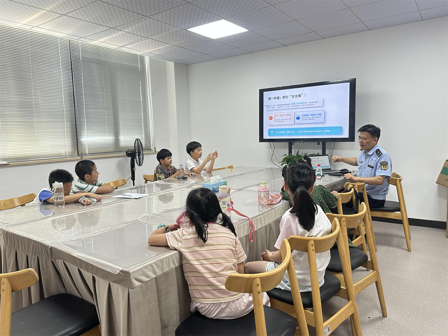 宁波江北“蜜邻课堂”进社区,共绘文明养犬同心圆