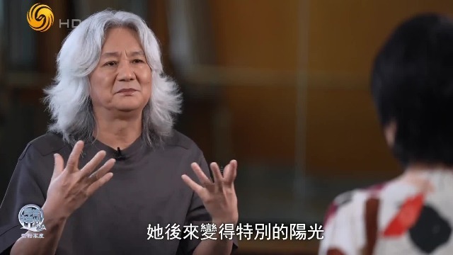 银发舞蹈教授高度：我一句鼓励影响了孩子一生，下辈子还要搞舞蹈