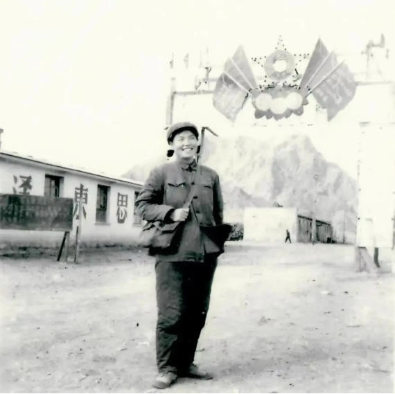毕淑敏1969年在阿里地区狮泉河镇