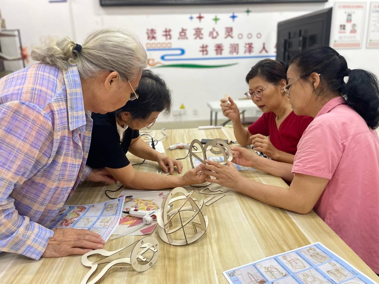骨干领航，银龄有为！西乡街道盐田社区长者骨干成长小组圆满结业，培育社区银发 “小老师”