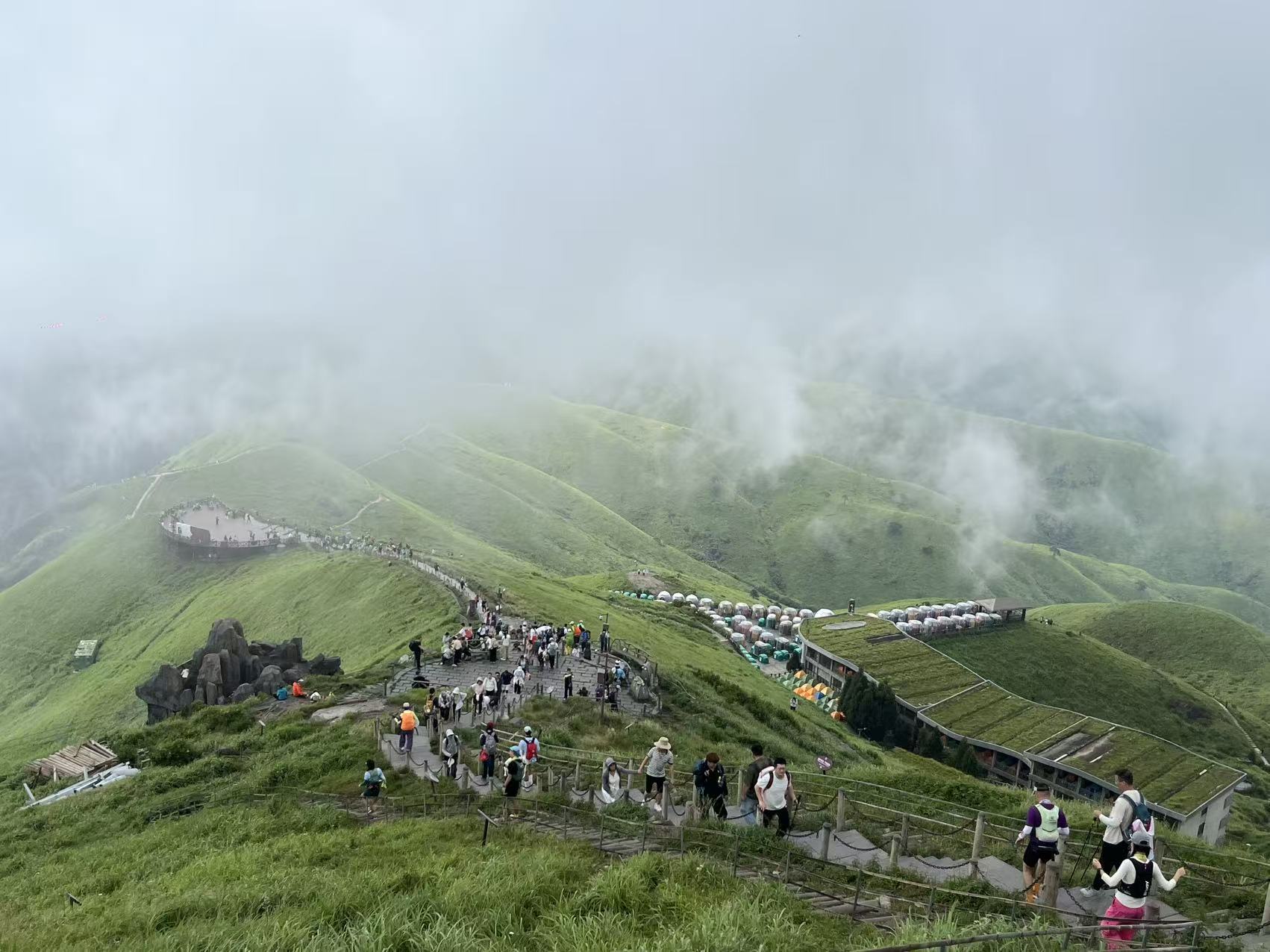 萍乡武功山:草甸之上,青春正在拔节生长